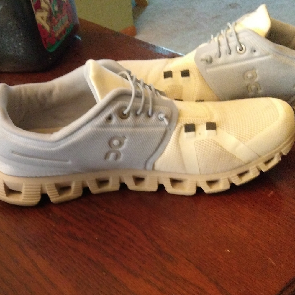 On Running Womens White and Cream Sneakers